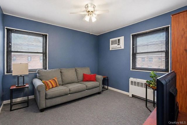 155-42 81st Street 119 CU, Howard Beach, NY 11414