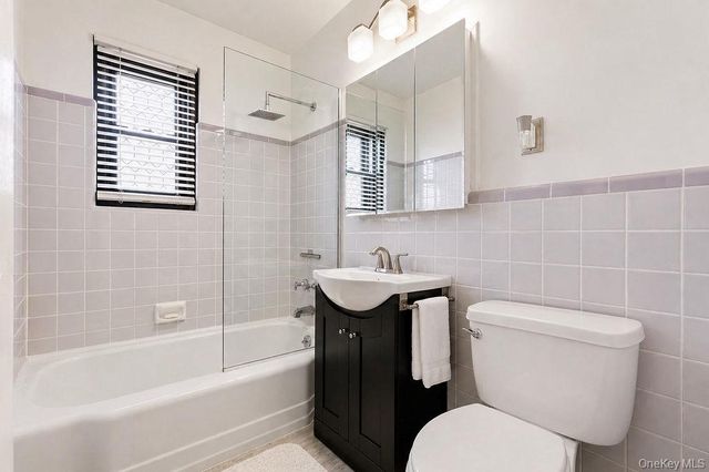 155-42 81st Street 119 CU, Howard Beach, NY 11414