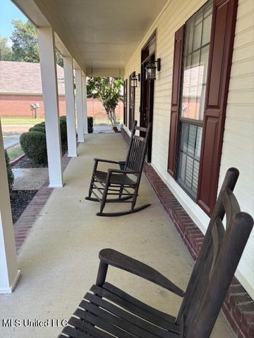 129 Keestone Drive, Senatobia, MS 38668
