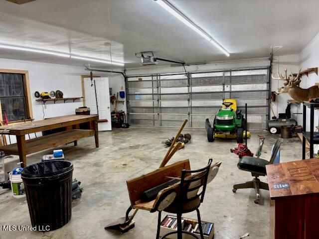 129 Keestone Drive, Senatobia, MS 38668