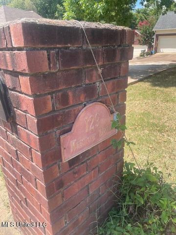 129 Keestone Drive, Senatobia, MS 38668