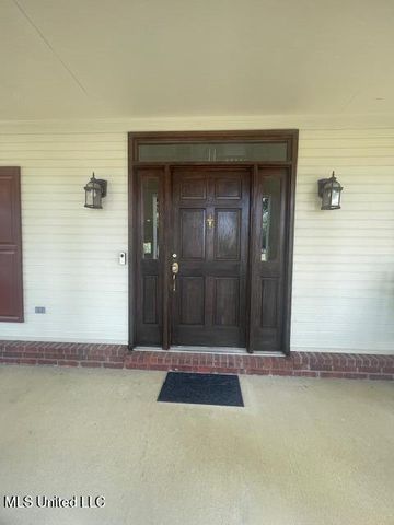 129 Keestone Drive, Senatobia, MS 38668
