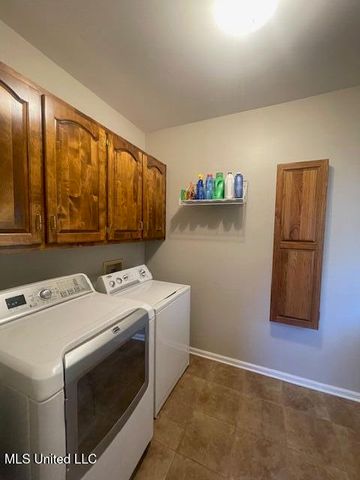 129 Keestone Drive, Senatobia, MS 38668