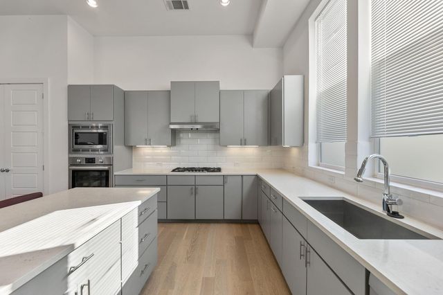 6101 Florencia LN, Austin, TX 78724