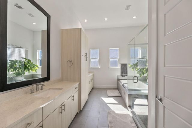 6101 Florencia LN, Austin, TX 78724