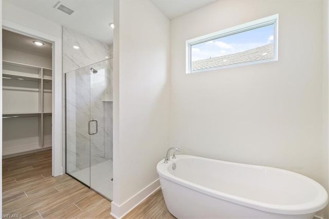 932 SW 36th TER, Cape Coral, FL 33914