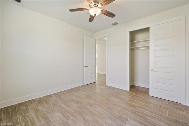 932 SW 36th TER, Cape Coral, FL 33914