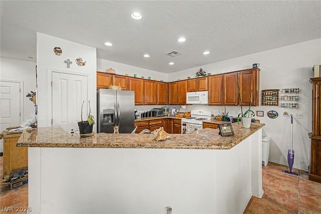 2321 Carrier Dove Way, North Las Vegas, NV 89084