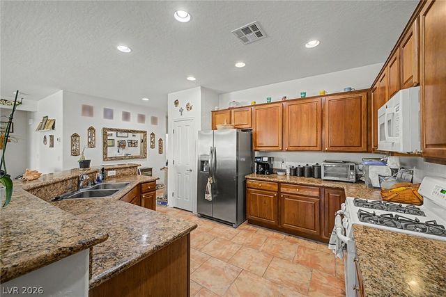 2321 Carrier Dove Way, North Las Vegas, NV 89084