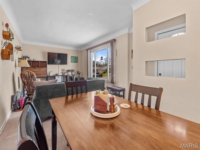 4343 Kay Lane, St Louis, MO 63123