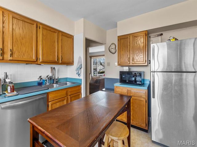 4343 Kay Lane, St Louis, MO 63123