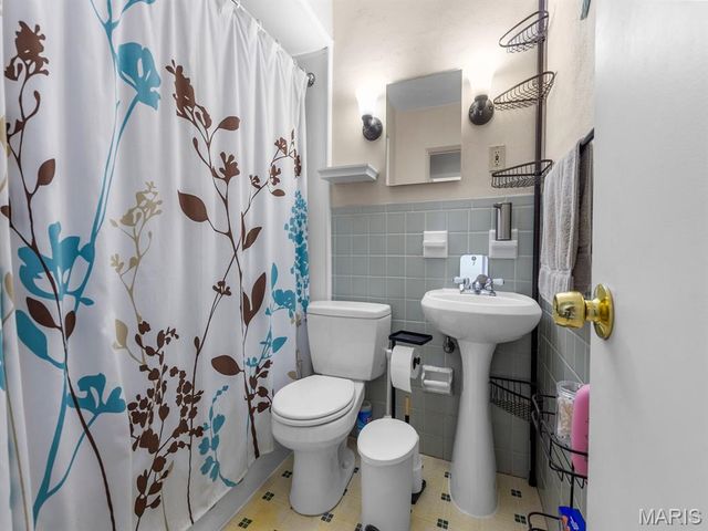 4343 Kay Lane, St Louis, MO 63123