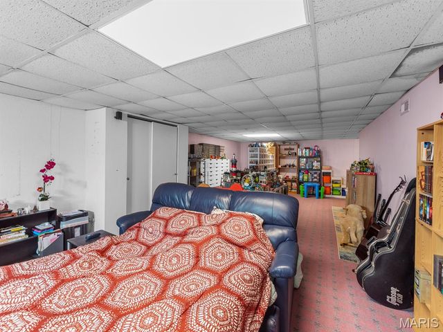 4343 Kay Lane, St Louis, MO 63123