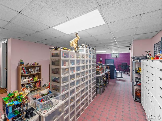 4343 Kay Lane, St Louis, MO 63123