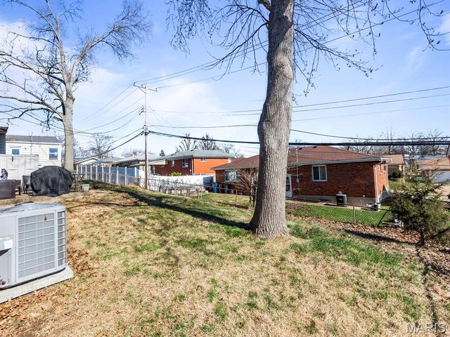 4343 Kay Lane, St Louis, MO 63123