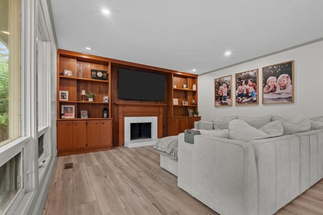 1005 Sassafras Lane, Niles, MI 49120
