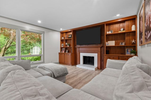 1005 Sassafras Lane, Niles, MI 49120