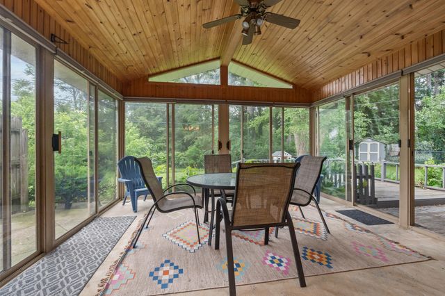 1005 Sassafras Lane, Niles, MI 49120