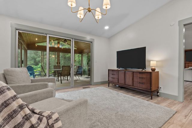 1005 Sassafras Lane, Niles, MI 49120