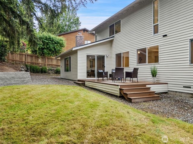 4517 166th Place NE, Redmond, WA 98052