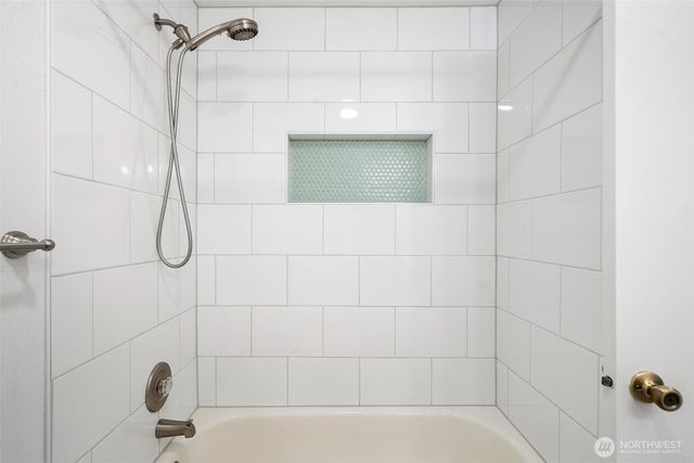4517 166th Place NE, Redmond, WA 98052
