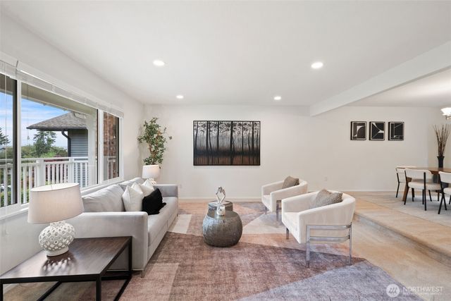 4517 166th Place NE, Redmond, WA 98052