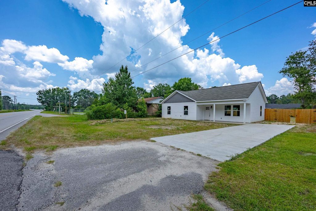 3707 Charleston Highway, West Columbia, SC 29172