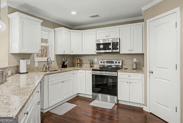 878 Gary Summers Road, Senoia, GA 30276