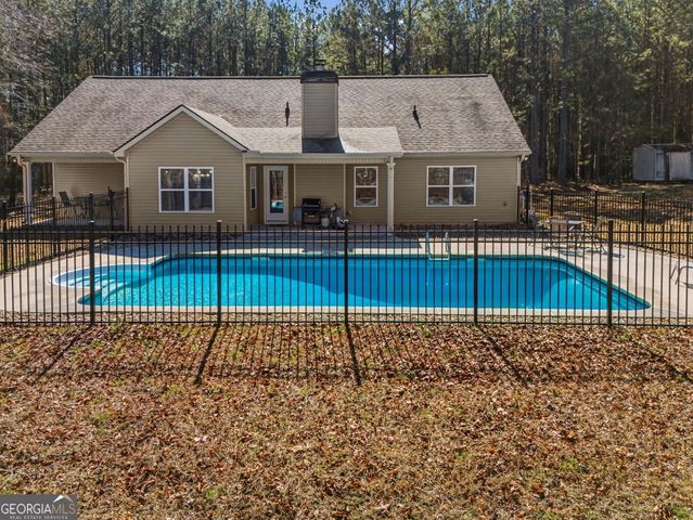 878 Gary Summers Road, Senoia, GA 30276