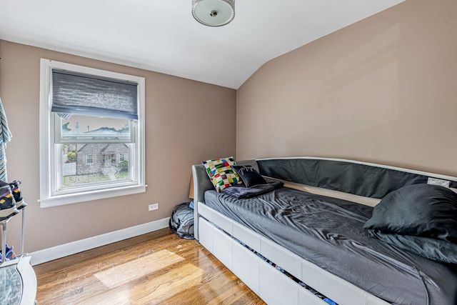 5227 S Neenah Avenue, Chicago, IL 60638