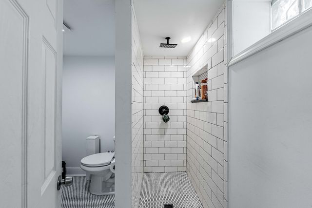 5227 S Neenah Avenue, Chicago, IL 60638