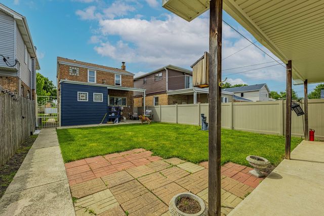 5227 S Neenah Avenue, Chicago, IL 60638