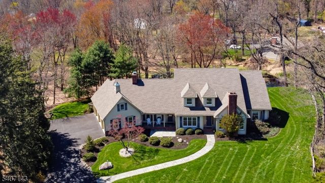 971 Nepawin Ln, Scotch Plains Twp., NJ 07076