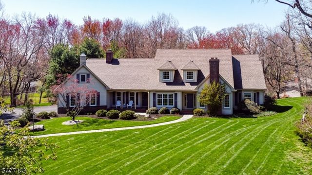 971 Nepawin Ln, Scotch Plains Twp., NJ 07076