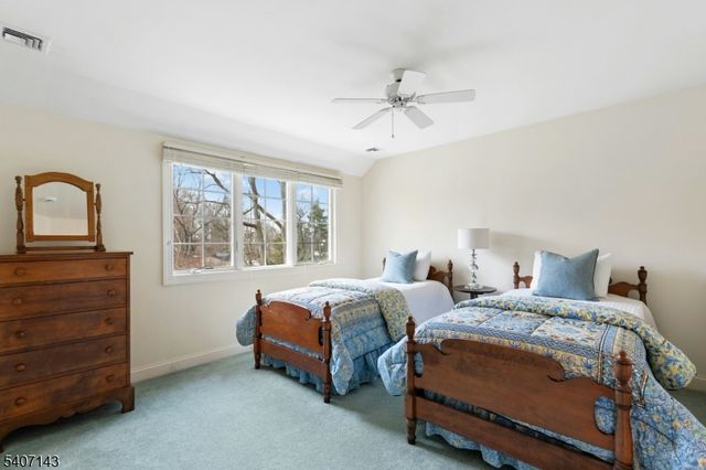 971 Nepawin Ln, Scotch Plains Twp., NJ 07076