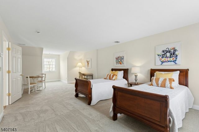 971 Nepawin Ln, Scotch Plains Twp., NJ 07076