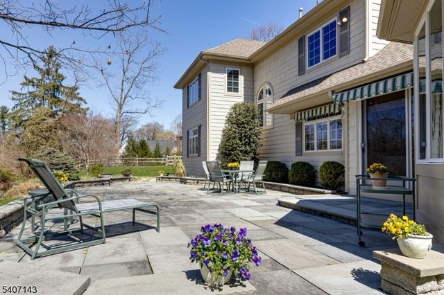 971 Nepawin Ln, Scotch Plains Twp., NJ 07076