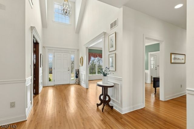 971 Nepawin Ln, Scotch Plains Twp., NJ 07076