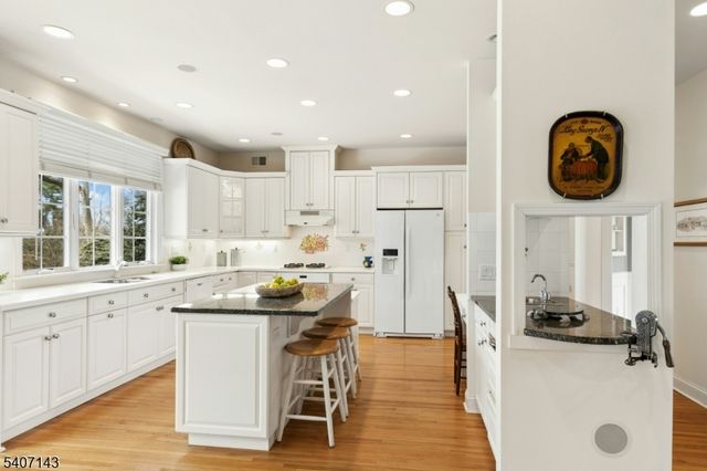971 Nepawin Ln, Scotch Plains Twp., NJ 07076