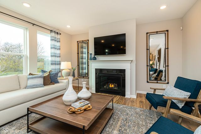 7033 Belvedere Lane, Mccordsville, IN 46055