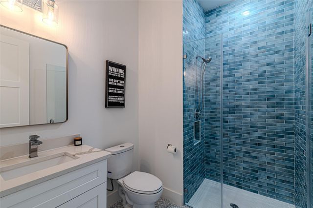 21823 White Oak View Drive, Tomball, TX 77375