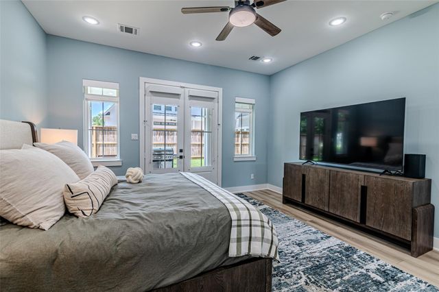 21823 White Oak View Drive, Tomball, TX 77375