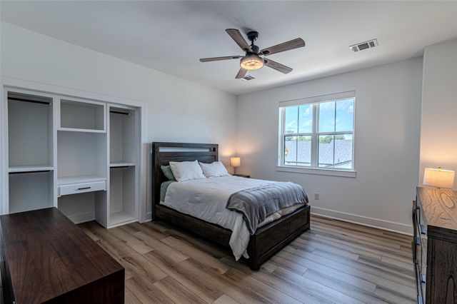 21823 White Oak View Drive, Tomball, TX 77375