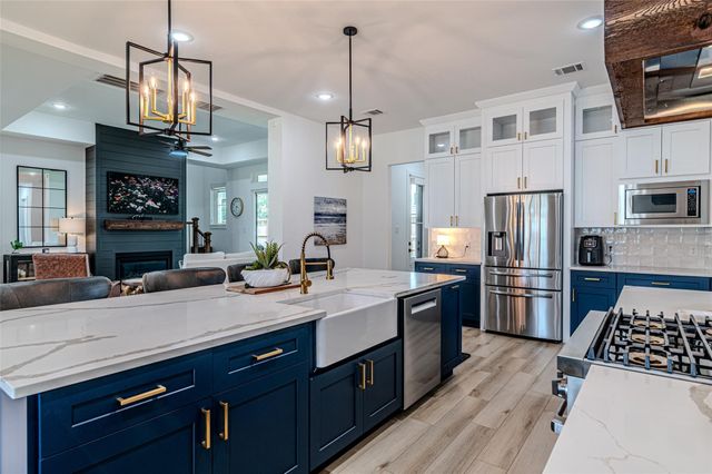 21823 White Oak View Drive, Tomball, TX 77375
