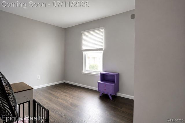 37525 Charter Oaks Boulevard, Clinton Charter Township, MI 48036