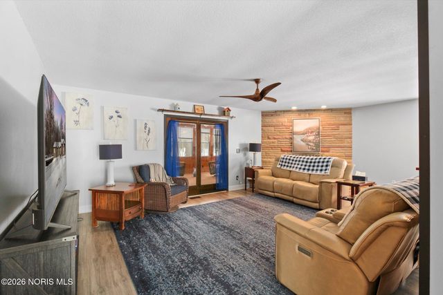 8760 Township Rd 254, Findlay, OH 45840