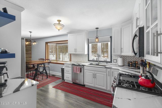 8760 Township Rd 254, Findlay, OH 45840