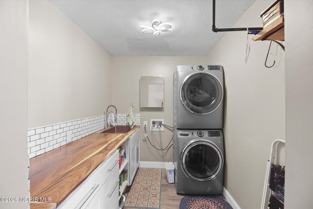 8760 Township Rd 254, Findlay, OH 45840