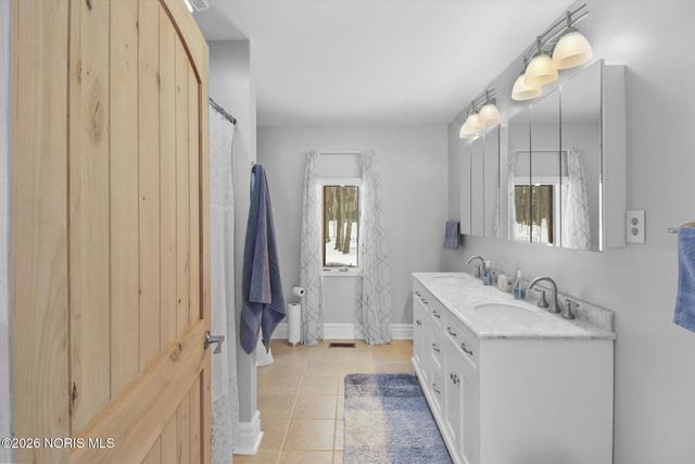 8760 Township Rd 254, Findlay, OH 45840