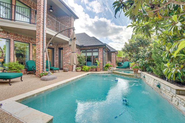 5716 Walden Drive, Plano, TX 75093